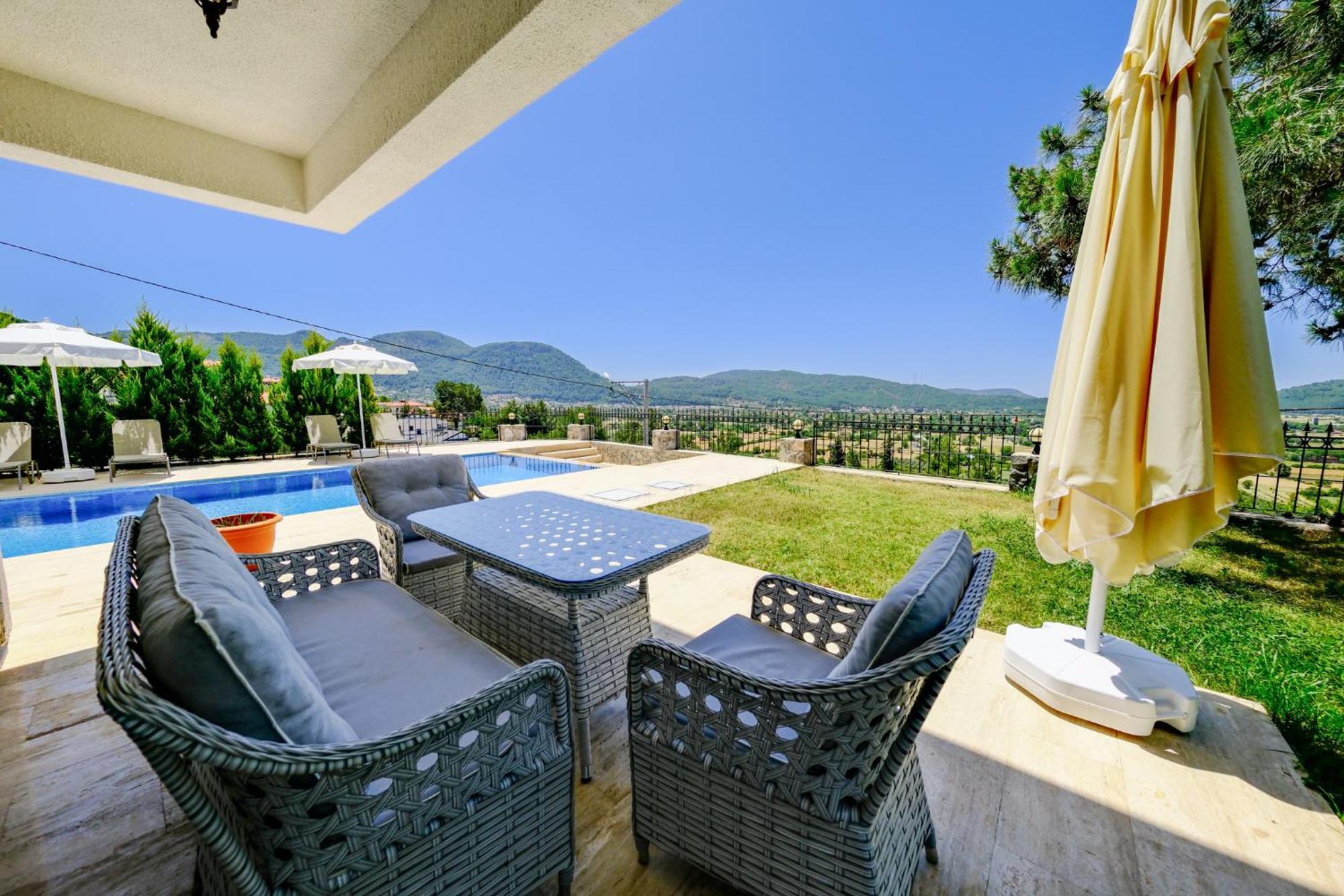 Mediterranean Breeze Villa - Family-Friendly Luxury Villa - Fethiye By Sunworld Villas Exteriör bild